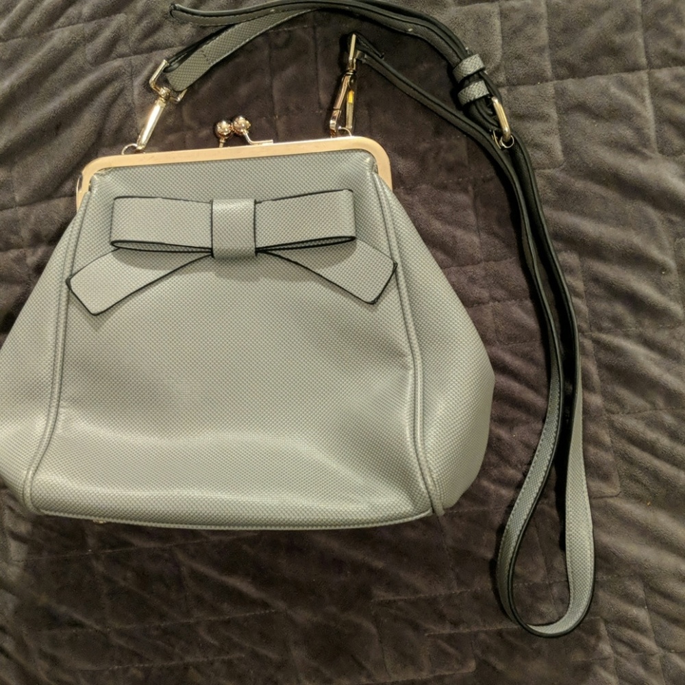 Medium Grey crossbody purse
